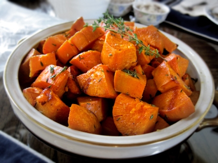 thyme-roasted-sweet-potatoes-yams